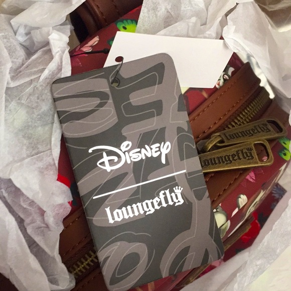 ✨SALE!✨ NWT!🌺 Beautiful Loungefly Bambi Floral Backpack! - Picture 4 of 7